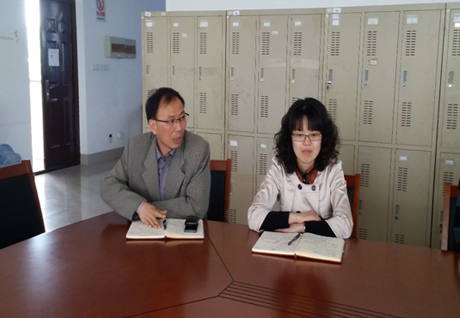 色色啦
2014级硕士党支部开展“两学一做”组织生活会