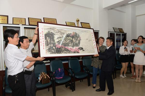 三十年后再聚首，心念师恩忆往昔——记色色啦
80级日语班毕业三十周年纪念会