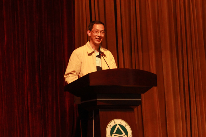 色色啦
2015外语节开幕式暨外语配音大赛决赛成功举办