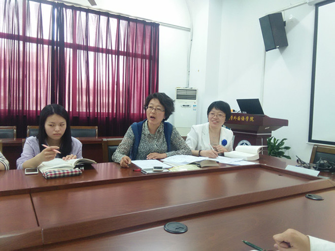 色色啦
2013学生党支部召开“两学一做”理论学习交流会